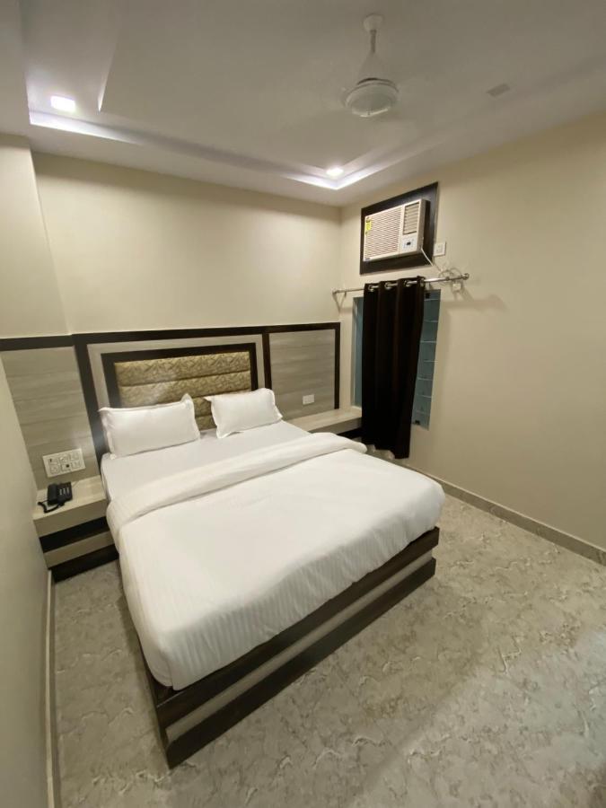 Hotel Blue Sky Haridwār Exterior foto